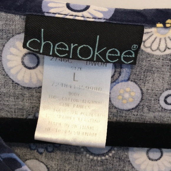 Cherokee Maternity Scrub Top - Picture 2 of 4